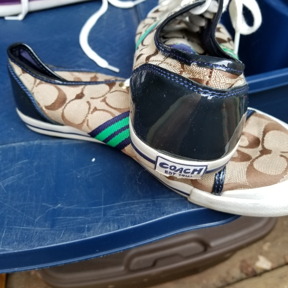 Coach fun sneaks